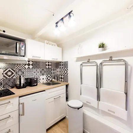 Cozy And Modern Studio In The 5th Arrondissement Lyon